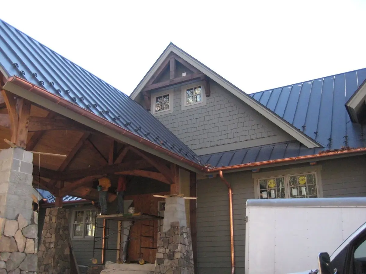 Craftsman Roofing team delivering quality roofing work in Saint Cloud